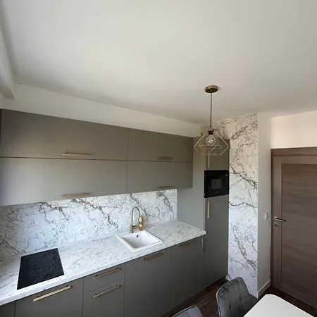 Apartment Leksi Apartman