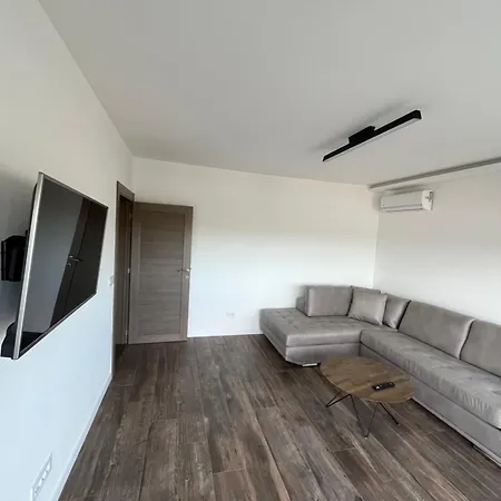 Apartment Leksi Apartman *