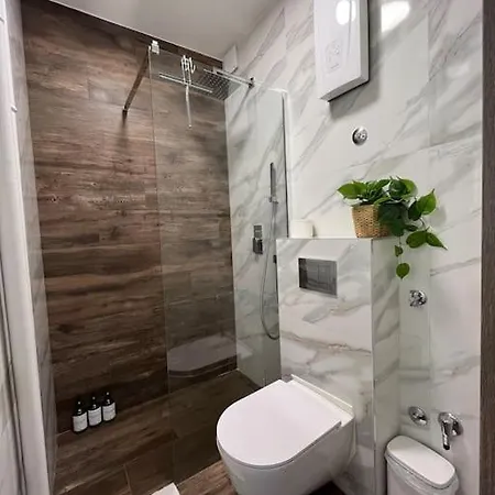 Apartment Leksi Apartman